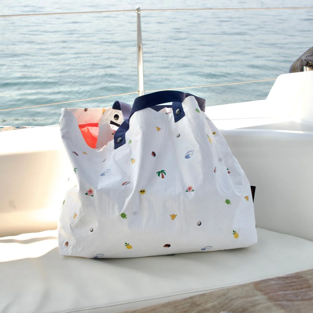 Del Mar Packable Tote Large - Tyvek - White Hawaii Emoji - Image 10