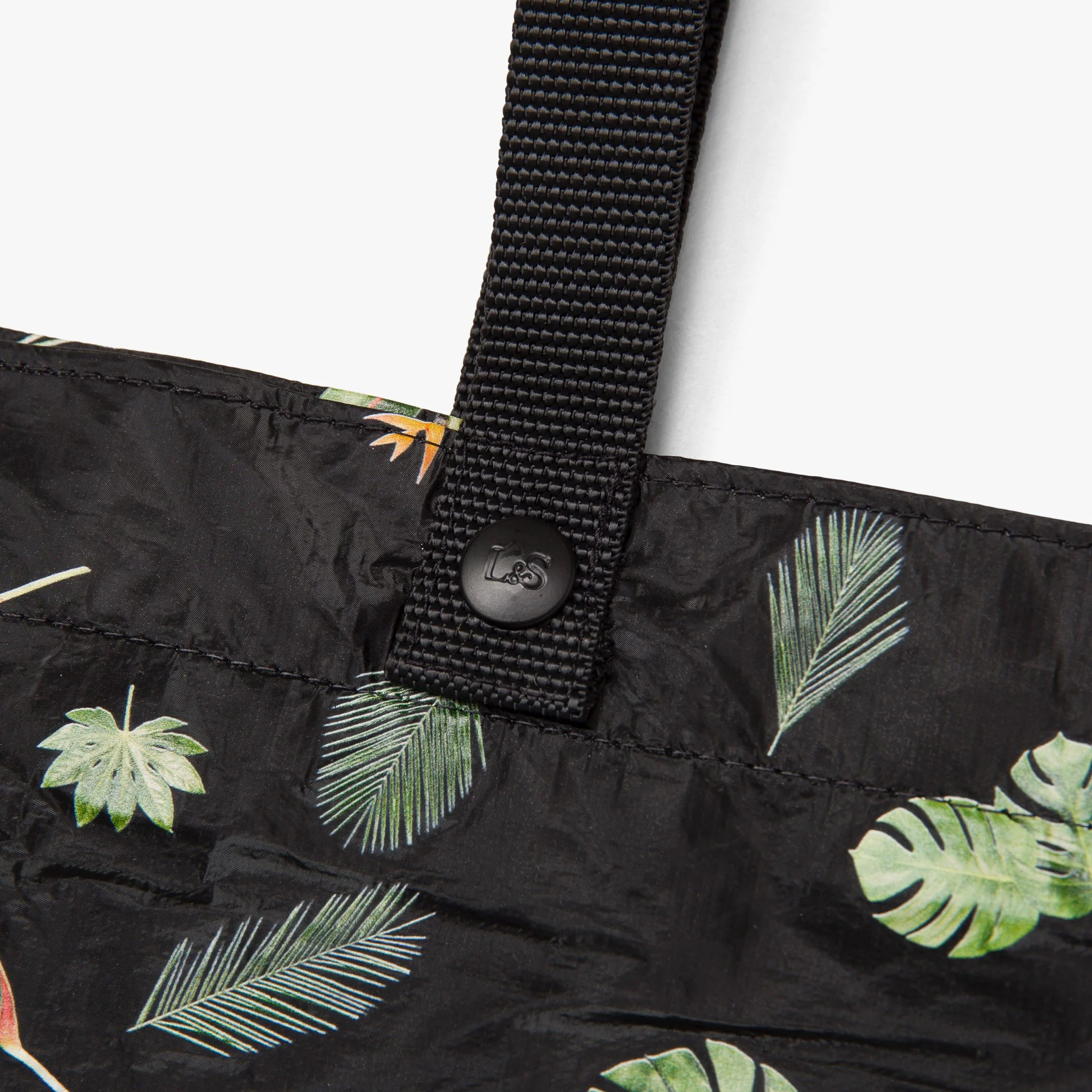 Del Mar Packable Tote Small - Tyvek - Leaf Print - Image 6