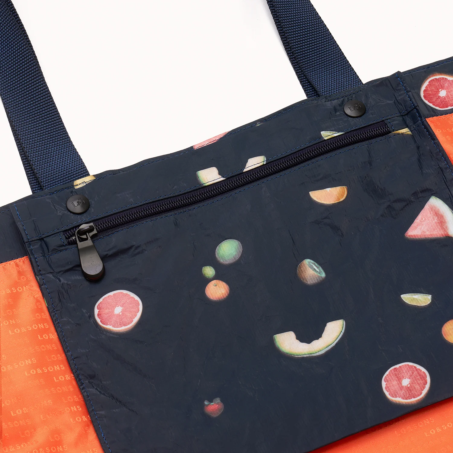 Del Mar Packable Tote Small - Tyvek - Navy Fruit - Image 4
