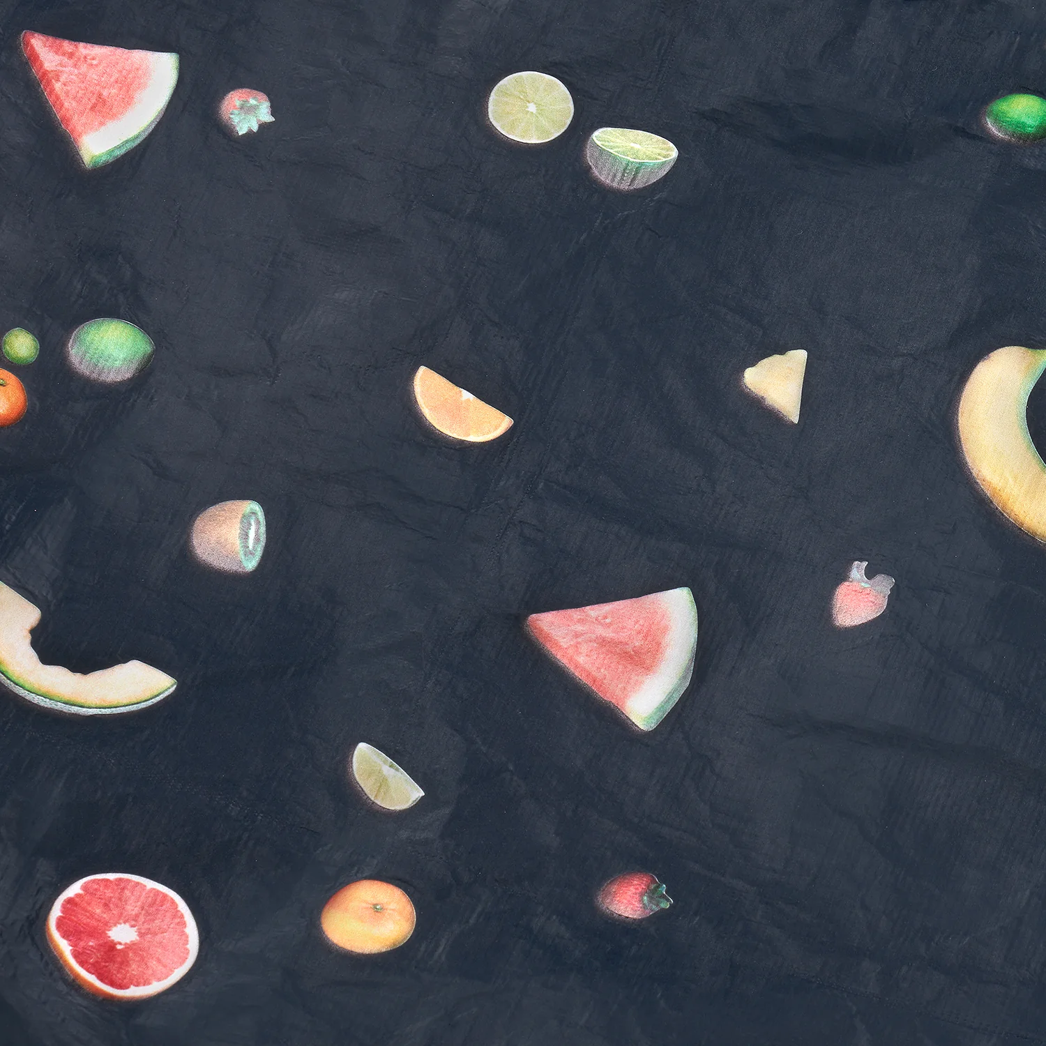 Del Mar Packable Tote Small - Tyvek - Navy Fruit - Image 7
